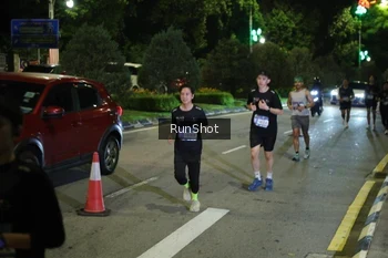Runner Photo 4247121