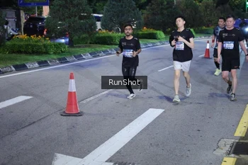Runner Photo 4247122