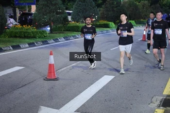 Runner Photo 4247123