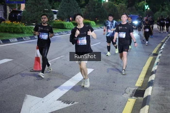 Runner Photo 4247142