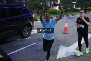 Runner Photo 4247153