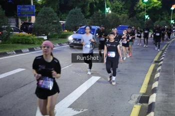 Runner Photo 4247166