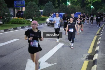 Runner Photo 4247170