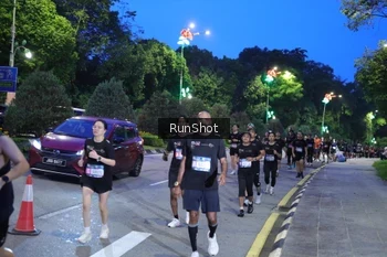 Runner Photo 4247188