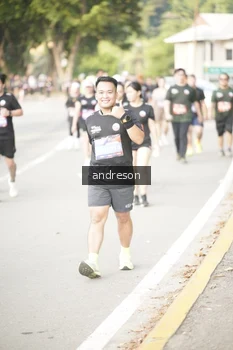 Runner Photo 4247190