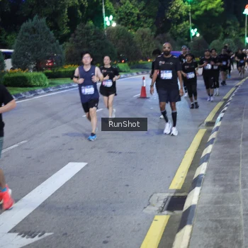 Runner Photo 4247192