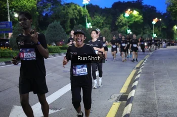Runner Photo 4247198