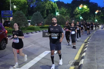 Runner Photo 4247201