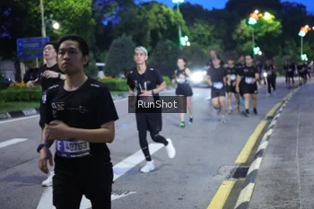 Runner Photo 4247213
