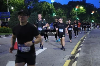 Runner Photo 4247235