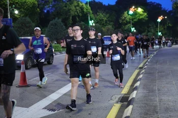 Runner Photo 4247247