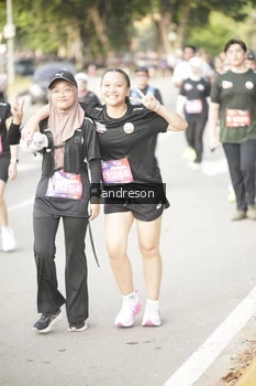 Runner Photo 4247264