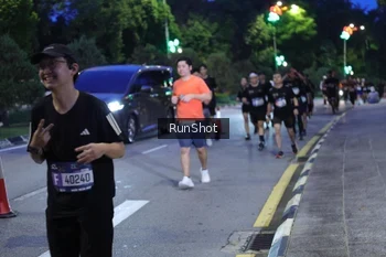 Runner Photo 4247270