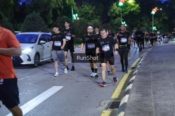 Runner Photo 4247295