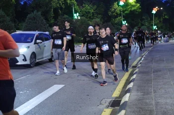 Runner Photo 4247297