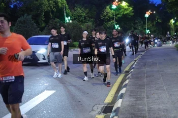 Runner Photo 4247302