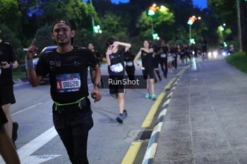 Runner Photo 4247313