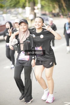Runner Photo 4247347