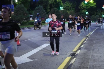 Runner Photo 4247354