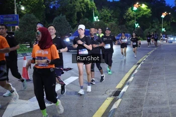 Runner Photo 4247382