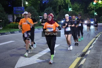 Runner Photo 4247390