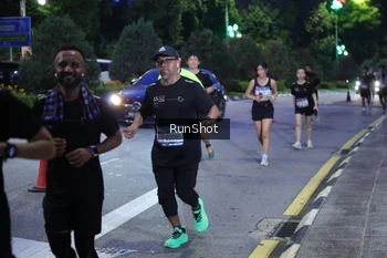 Runner Photo 4247397