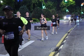 Runner Photo 4247406