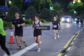 Runner Photo 4247416