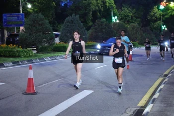 Runner Photo 4247438
