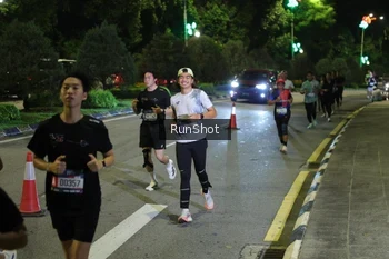 Runner Photo 4247454
