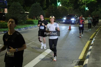 Runner Photo 4247497