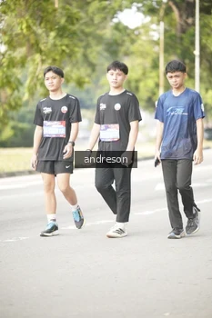 Runner Photo 4247520