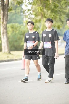 Runner Photo 4247528