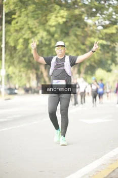 Runner Photo 4247549
