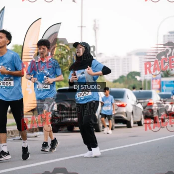 Runner Photo 424762