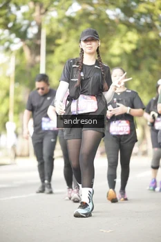 Runner Photo 4247669