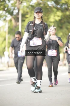 Runner Photo 4247679