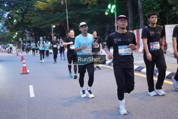 Runner Photo 4247685