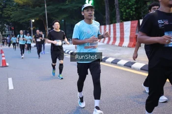 Runner Photo 4247693
