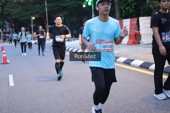 Runner Photo 4247695