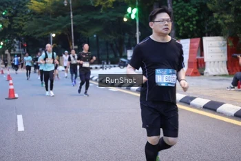 Runner Photo 4247696