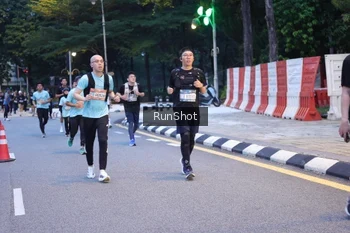 Runner Photo 4247707