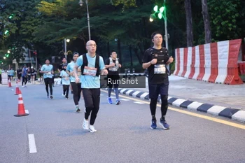 Runner Photo 4247713