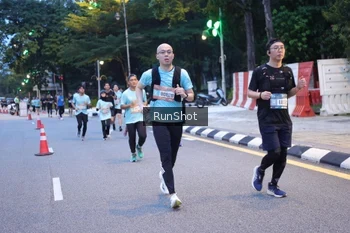 Runner Photo 4247720