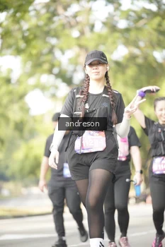 Runner Photo 4247721