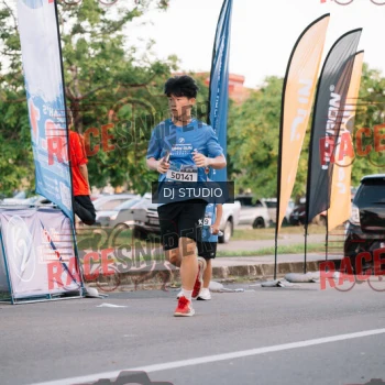 Runner Photo 424773