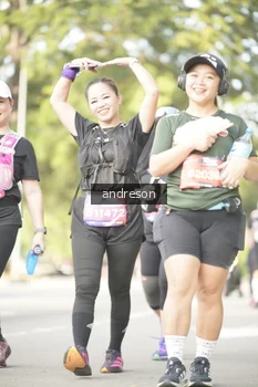 Runner Photo 4247741