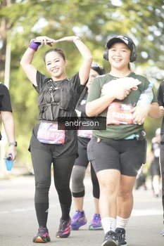 Runner Photo 4247746