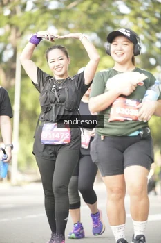 Runner Photo 4247765