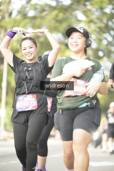 Runner Photo 4247784
